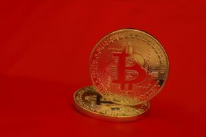 仮想通貨送金の手数料を抑える方法は？